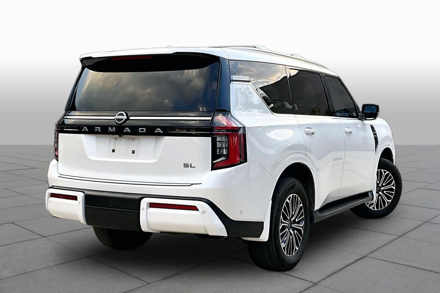 Used 2026 Nissan Armada SL w/ Captain's Chari Seat Package AWD/4WD image 12