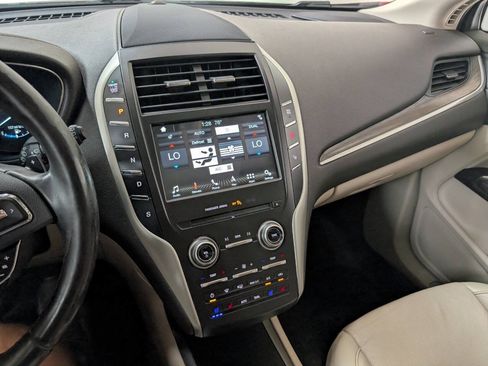 Used 2019 Lincoln MKC Reserve w/ MKC Technology Package AWD/4WD image 10