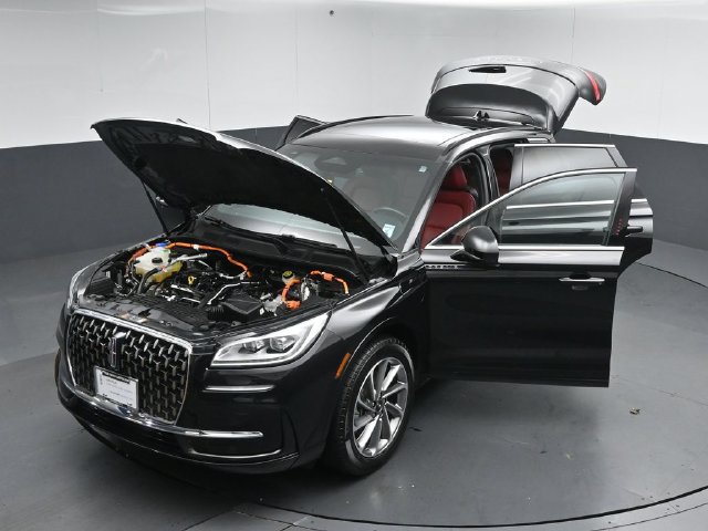 Certified 2025 Lincoln Corsair Grand Touring AWD/4WD image 55