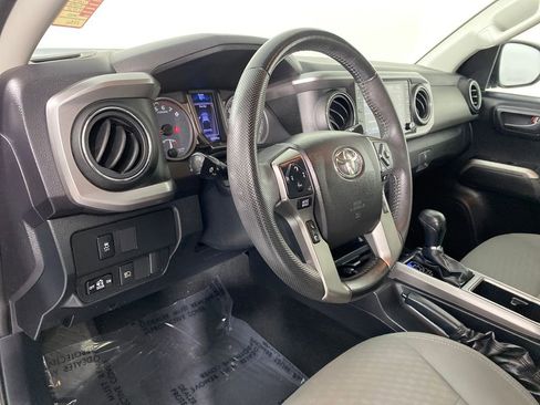Used 2021 Toyota Tacoma SR5 image 10
