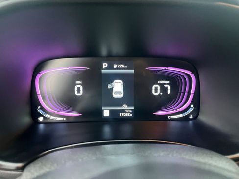 Used 2025 Kia Soul LX w/ LX Technology Package image 40