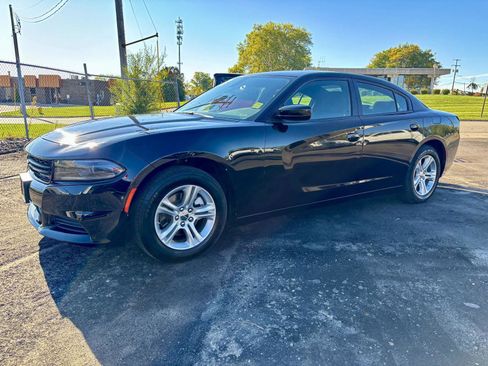 Used 2022 Dodge Charger SXT image 12