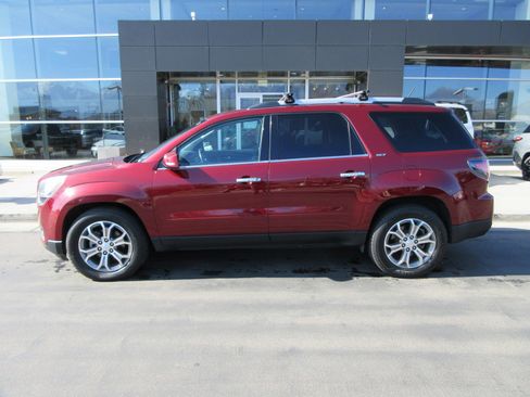 Used 2015 GMC Acadia SLT image 3