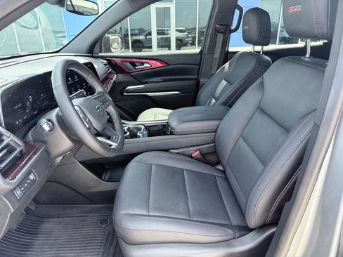 Used 2024 Chevrolet Traverse Z71 AWD/4WD image 10