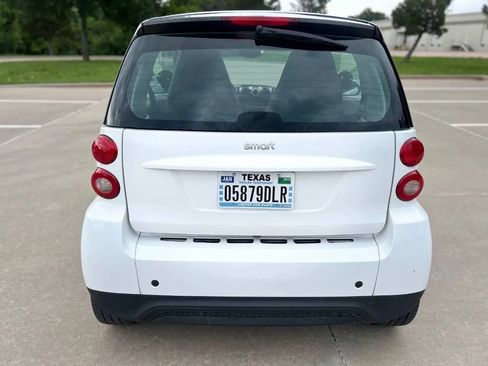 Used 2014 smart fortwo pure RWD image 7
