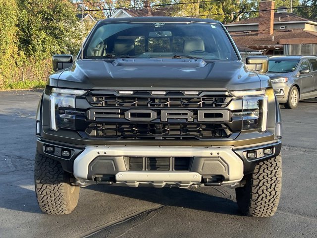 Used 2025 Ford F150 Raptor AWD/4WD image 8