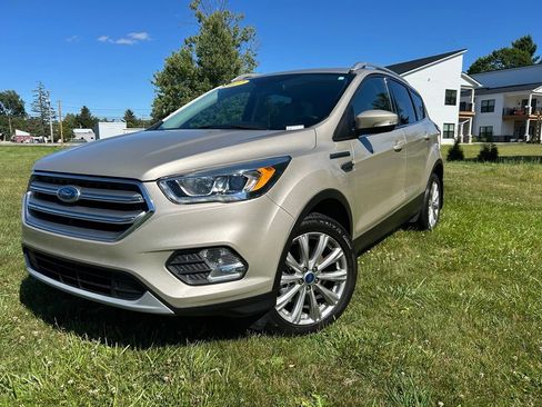 Used 2017 Ford Escape Titanium AWD/4WD image 8