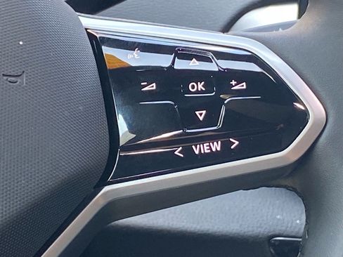 Certified 2023 Volkswagen ID.4 S RWD image 7