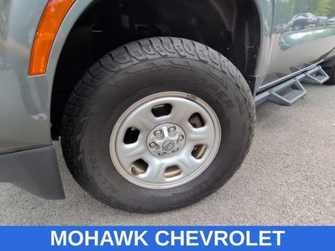 Used 2022 Nissan Frontier S w/ Technology Package AWD/4WD image 7