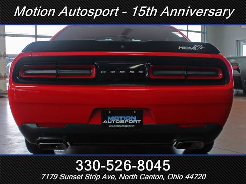 Used 2016 Dodge Challenger R/T w/ Blacktop Package image 9
