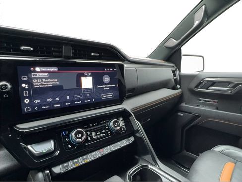 Used 2025 GMC Sierra 1500 AT4 AWD/4WD image 47