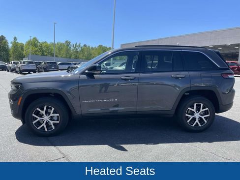 Used 2025 Jeep Grand Cherokee Limited image 6