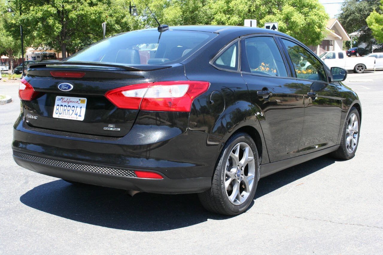 Used 2014 Ford Focus SE w/ Equipment Group 201A FWD image 5