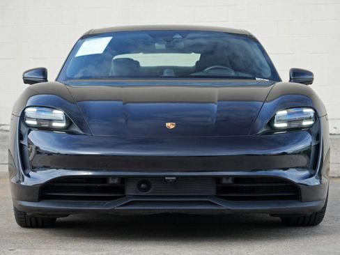 Used 2022 Porsche Taycan RWD image 7