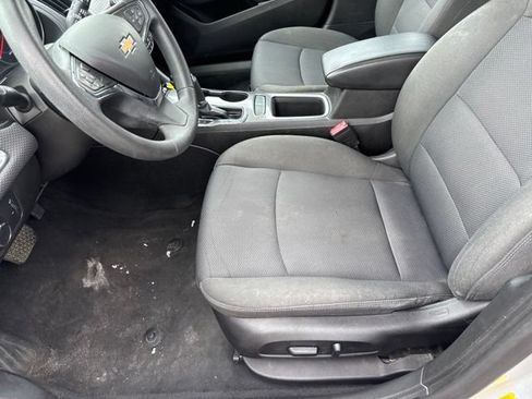 Used 2018 Chevrolet Cruze LT w/ Convenience Package FWD image 15