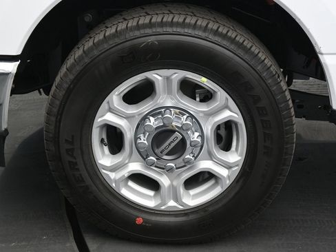 New 2026 Ford F350 XLT RWD image 26