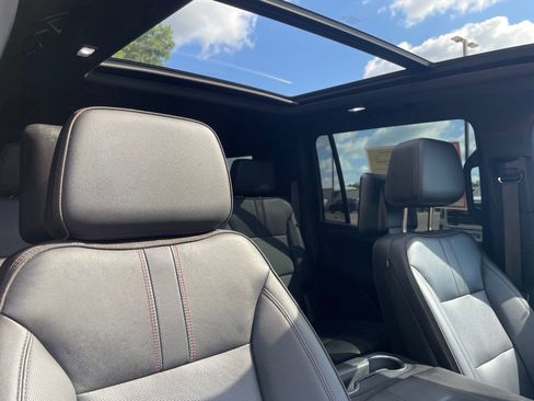 Used 2023 Chevrolet Suburban RST w/ Luxury Package AWD/4WD image 38