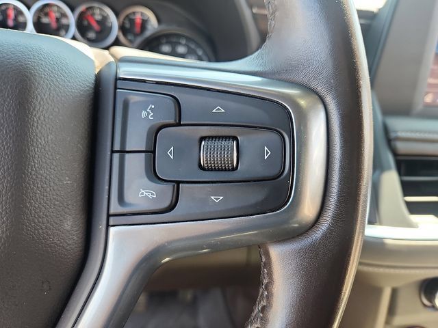 Used 2022 Chevrolet Suburban LS AWD/4WD image 25