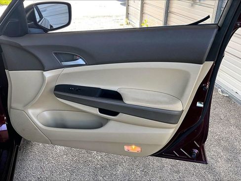 Used 2008 Honda Accord LX image 24