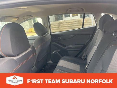 Used 2020 Subaru Crosstrek 2.0i Premium image 10