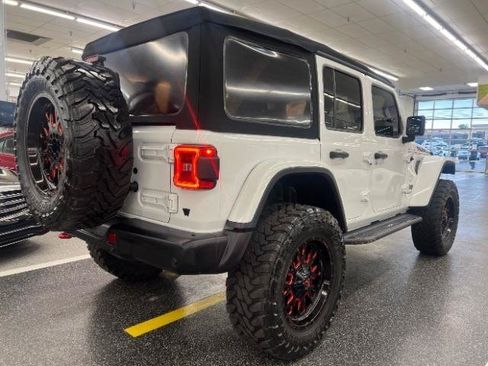 Used 2021 Jeep Wrangler Unlimited Rubicon AWD/4WD image 6