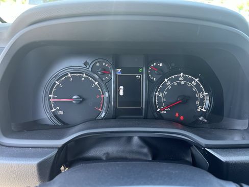 Used 2024 Toyota 4Runner SR5 Premium AWD/4WD image 21