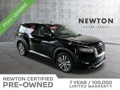 Used 2022 Nissan Pathfinder Platinum w/ Cargo Package
