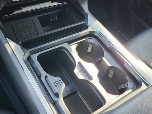 Used 2025 Ford F250 Lariat w/ Lariat Ultimate Package image 19