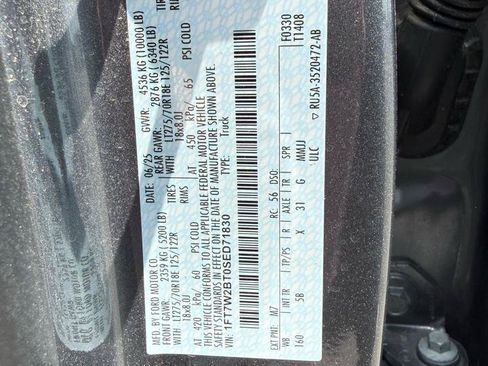 Used 2025 Ford F250 Lariat AWD/4WD image 16