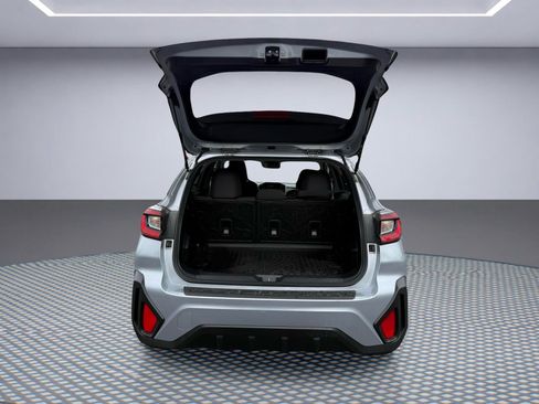 Used 2024 Subaru Crosstrek 2.0i Premium AWD/4WD image 8