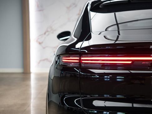 Used 2025 Porsche Cayenne S image 37