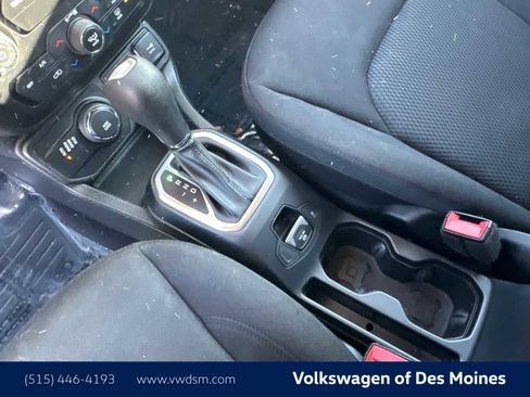 Used 2019 Jeep Renegade Altitude w/ Quick Order Package 2XM image 16