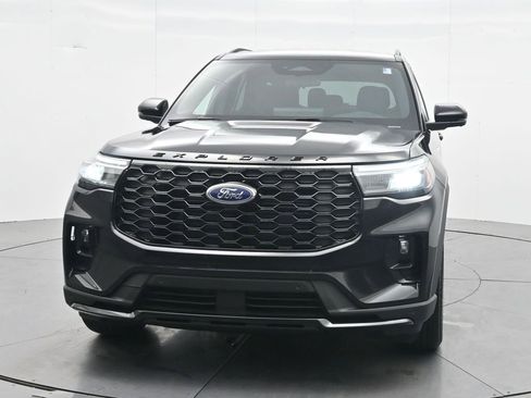 New 2026 Ford Explorer ST-Line RWD image 2