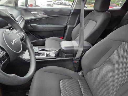 Used 2024 Kia Sportage LX FWD image 10