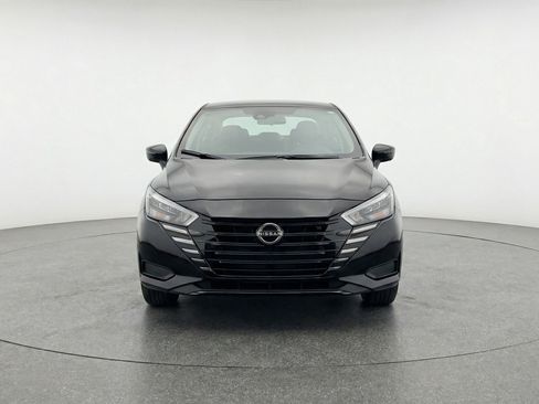 Used 2025 Nissan Versa SV FWD image 2