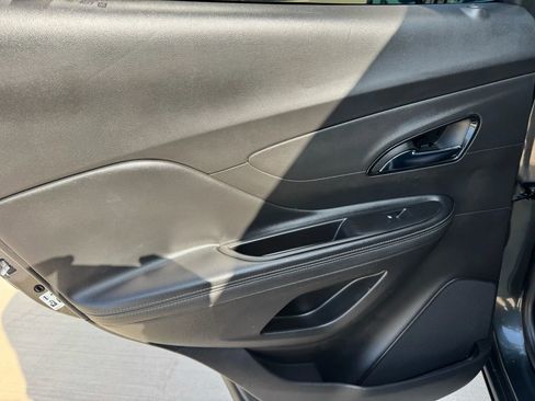 Used 2018 Buick Encore Preferred image 30