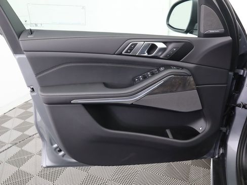 New 2026 BMW X5 xDrive50e w/ Executive Package image 25