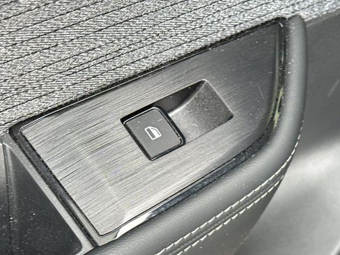 Certified 2023 Nissan Rogue SV image 29