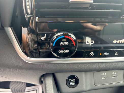 Used 2026 Nissan Rogue SL AWD/4WD image 23