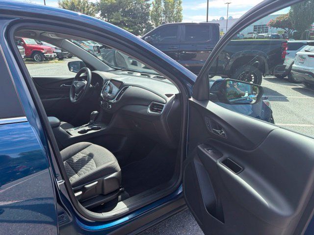 Used 2021 Chevrolet Equinox LT AWD/4WD image 26