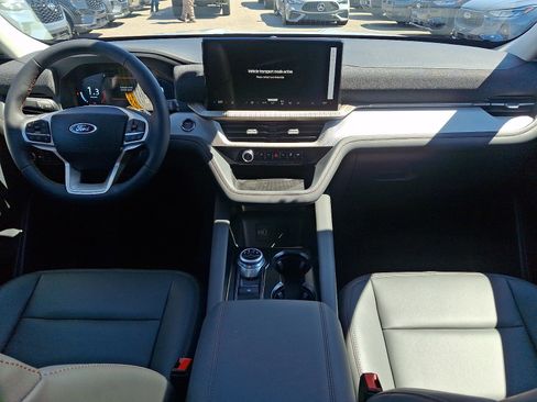 New 2026 Ford Explorer Active image 15