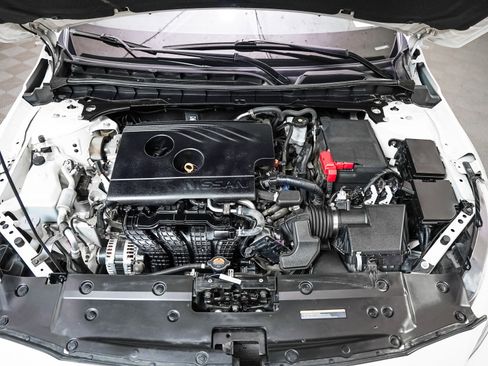 Used 2019 Nissan Altima 2.5 SV image 4