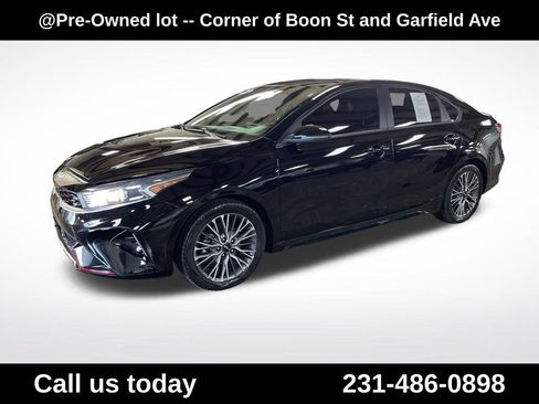 Used 2022 Kia Forte GT-Line w/ GT-Line Technology Package FWD image 1