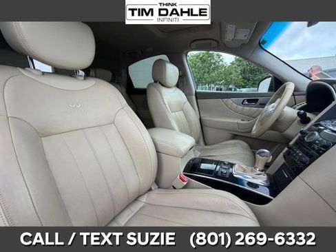 Used 2012 INFINITI FX35 AWD w/ Premium Pkg image 18