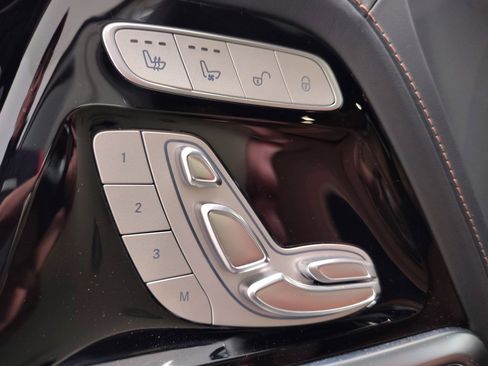 Certified 2025 Mercedes-Benz G 63 AMG 4MATIC image 21