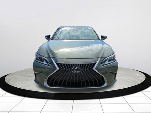Used 2023 Lexus ES 350 w/ Premium Package image 9