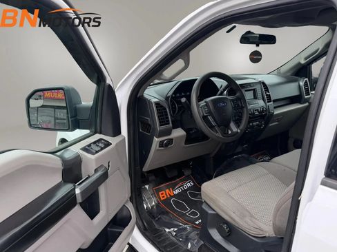 Used 2017 Ford F150 XLT w/ XTR Package AWD/4WD image 9