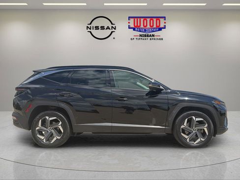 Used 2023 Hyundai Tucson Limited AWD/4WD image 2