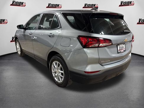 Used 2024 Chevrolet Equinox LS FWD image 7
