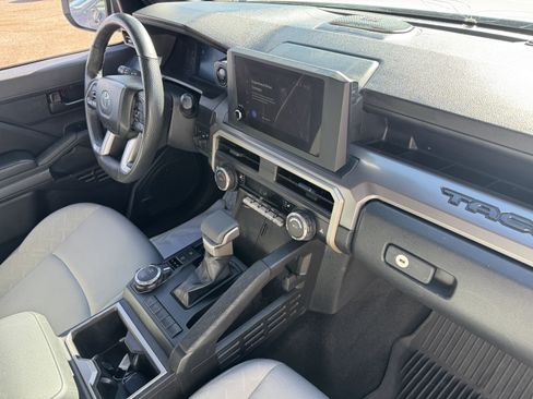 Used 2024 Toyota Tacoma SR5 image 19